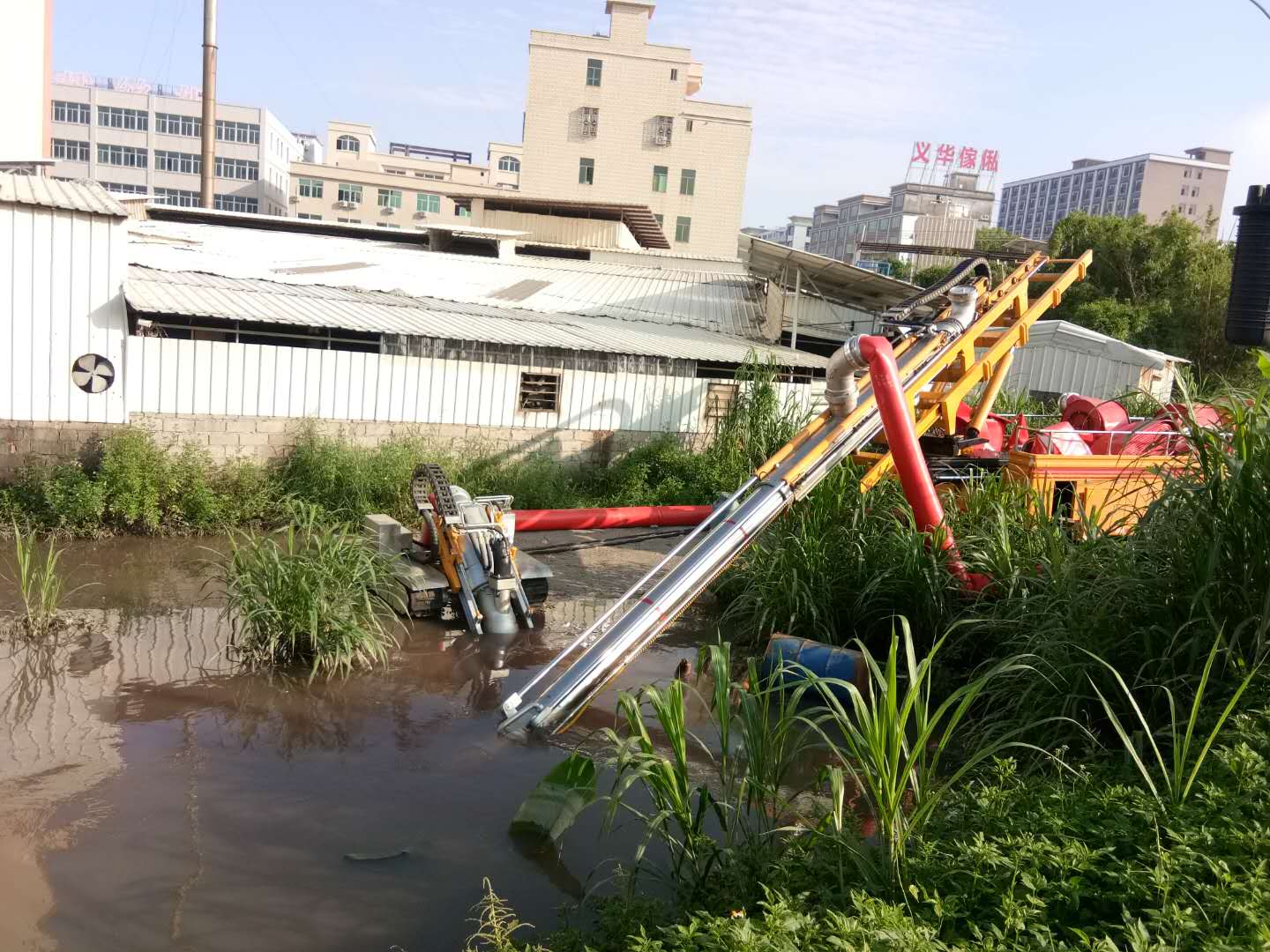 1000/1500/3000垂直供排水搶險(xiǎn)車